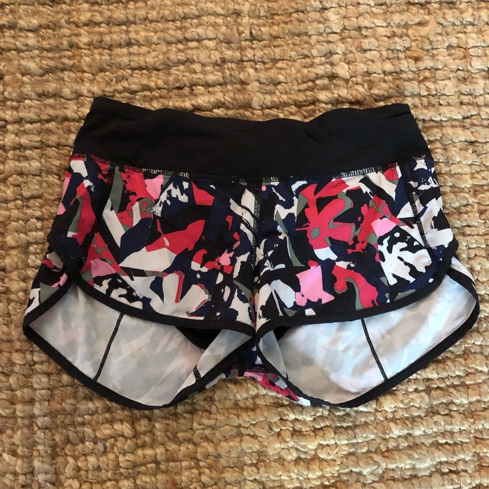 Lululemon speed up 2.5 shorts limited edition Sz4